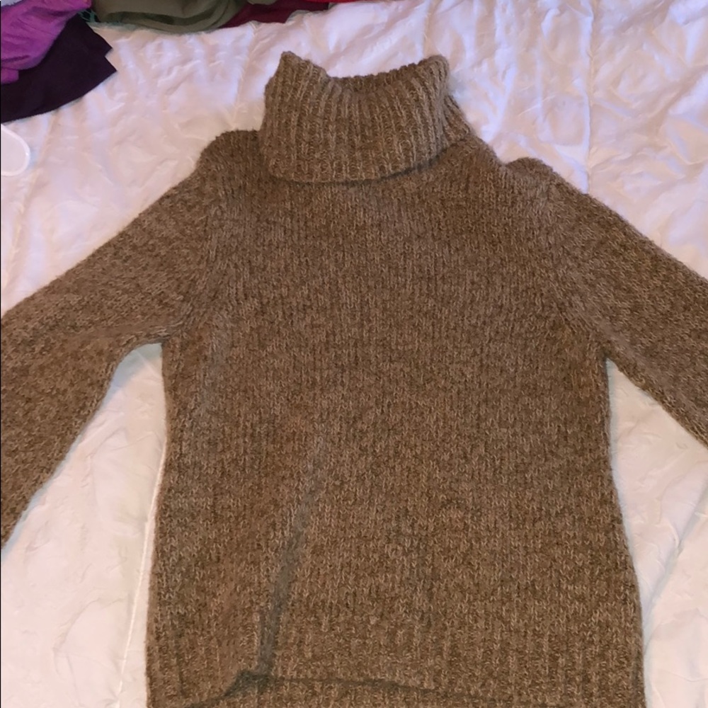 Kenneth cole turtleneck